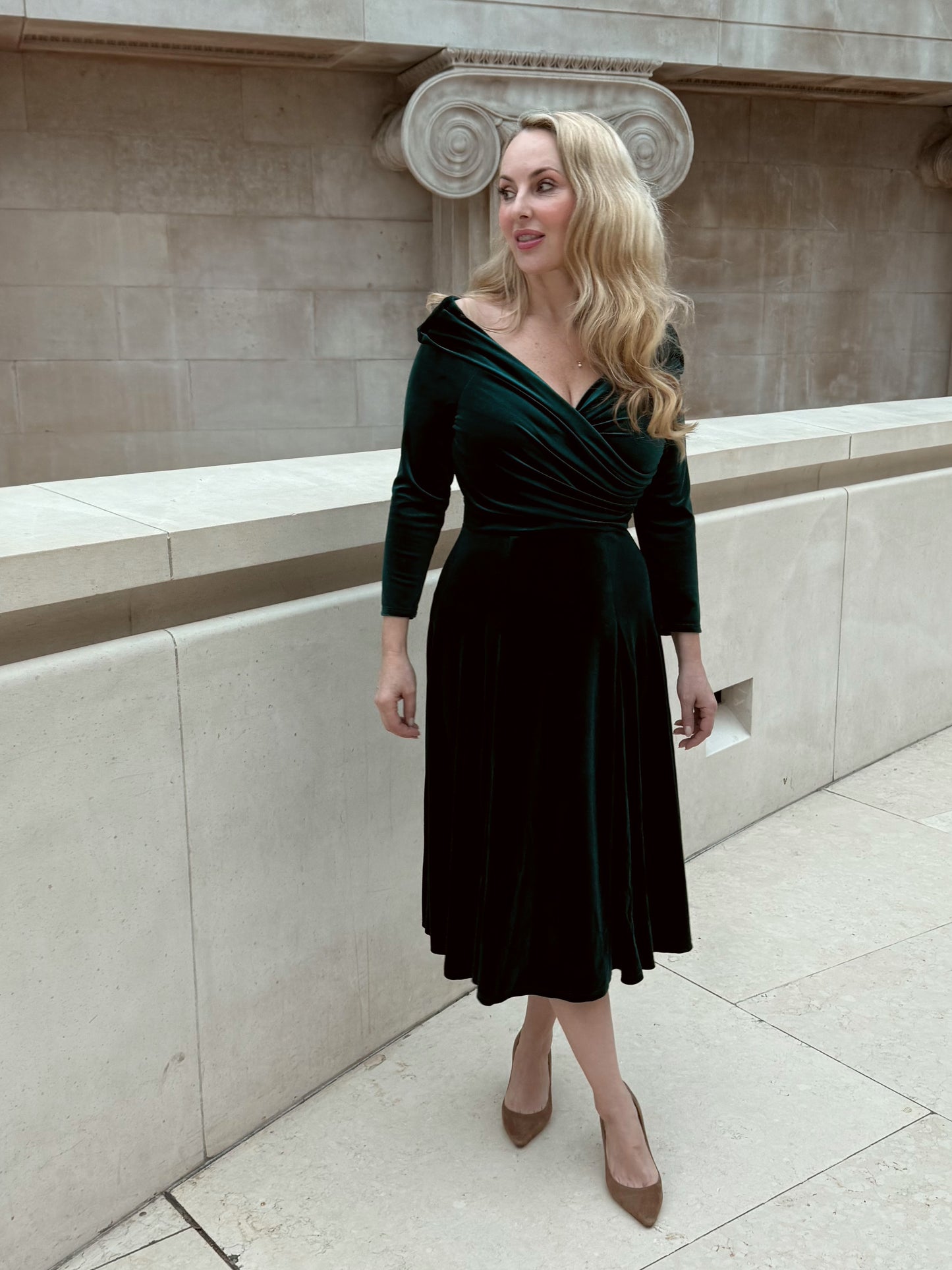 New Season - 'Confident Swing' dress in Dark Green Velvet